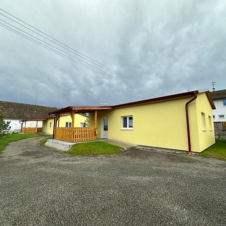 Pension U Vlcku Hracholusky Exteriör bild